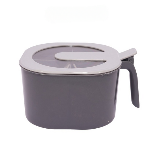 4 In 1 Modern spice kit, partition kitchen seasoning box, 4 Portions spice box with free spoon Modern Spice Kit - Spice Jar (Random Color)