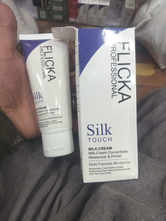 FLiCKA Silk Touch 3‑in‑1 Moisturizer & Primer | Hydrating, Lightweight, Long‑Lasting | Pore Minimizer |