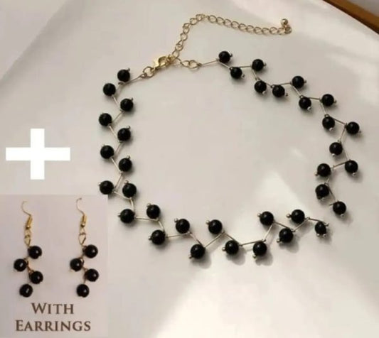 Zig Zag Black Choker With Earrings for girls